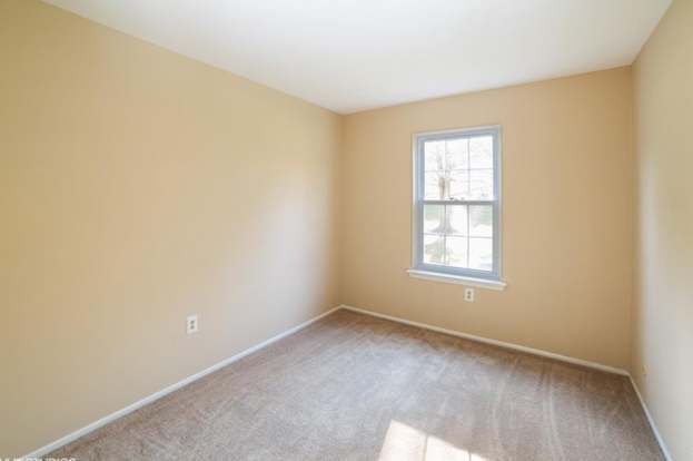 Building Photo - 809 Lindsley Ct