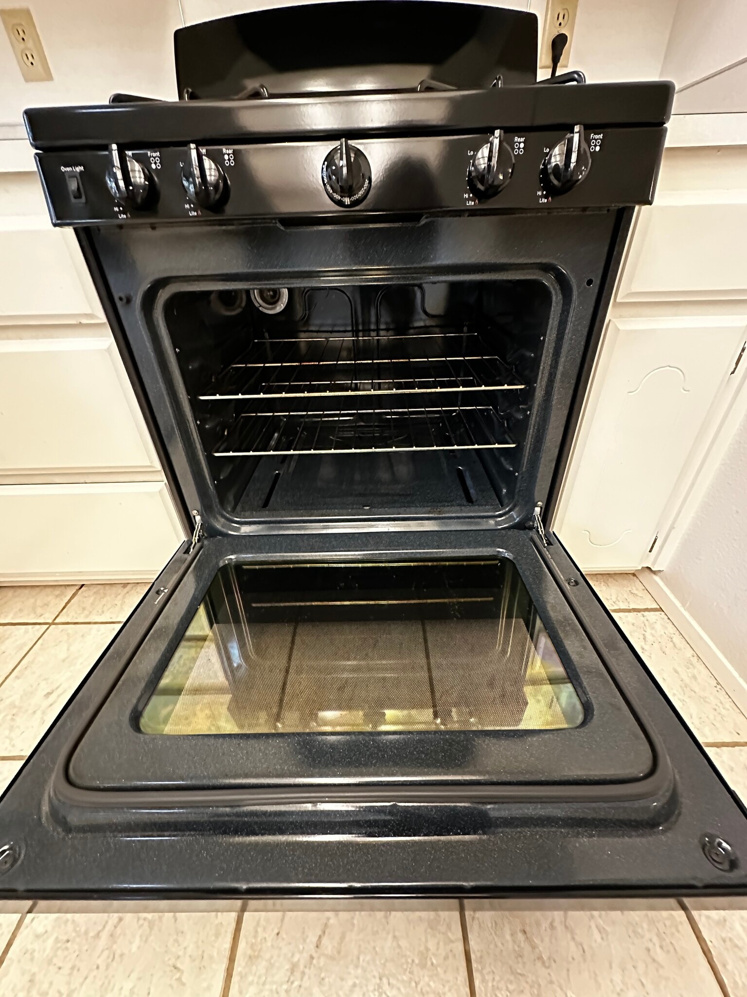 Building Photo - 515 16th Ave SE