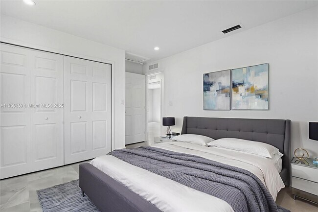 Building Photo - 2926 NW 58th St