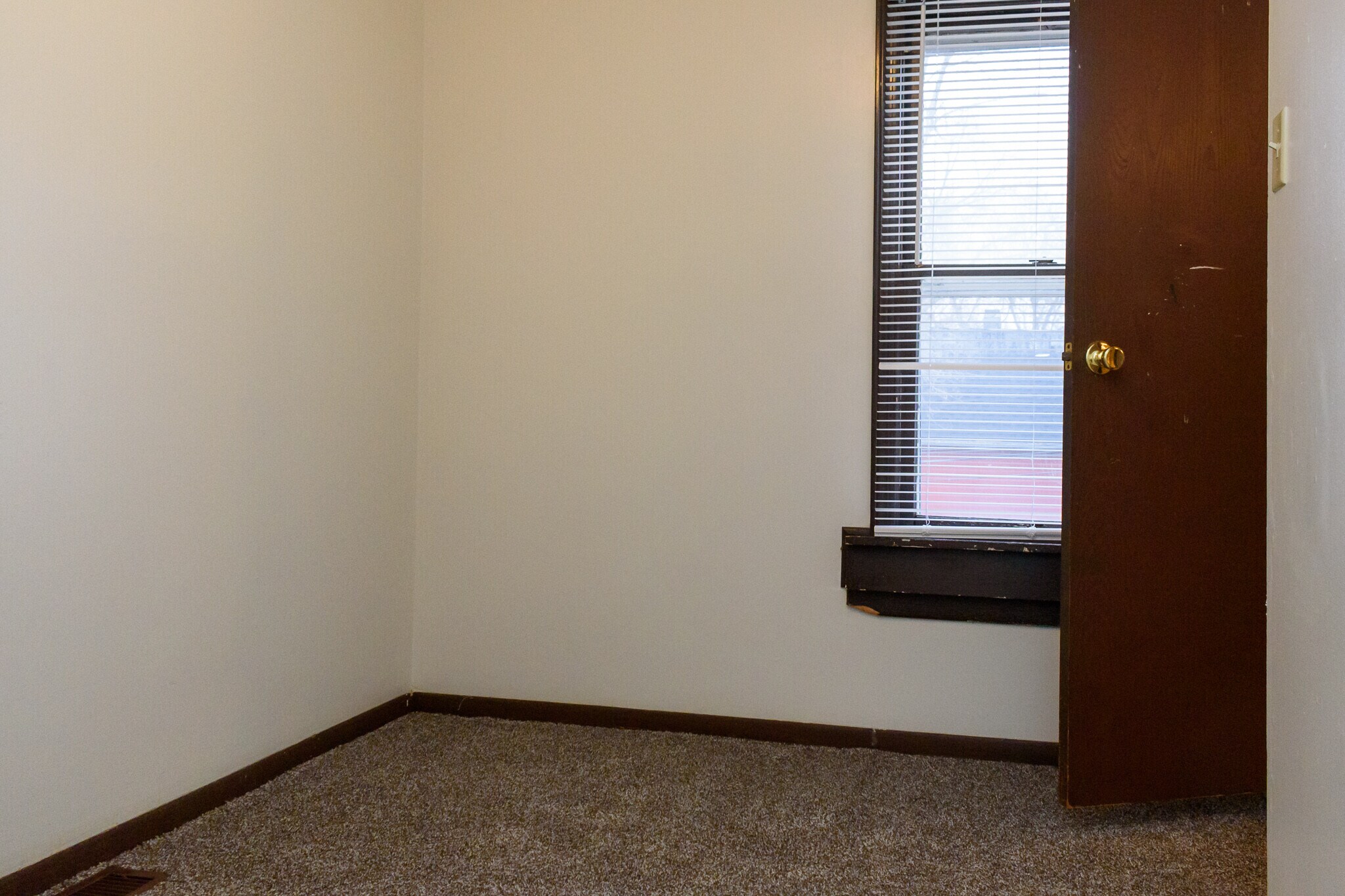 Building Photo - 426 Olive St