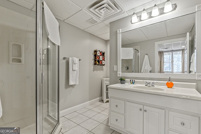 Building Photo - 10 Bridlewood Ct