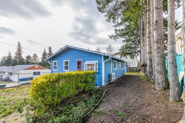 Building Photo - One Level Lifestyle in Snohomish