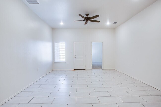 Building Photo - 1708 Corpus Ave