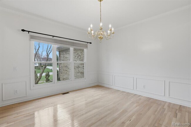 Building Photo - 3932 Fieldview Rd