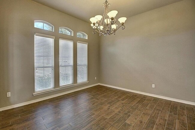 Building Photo - 7517 Vaquero Dr