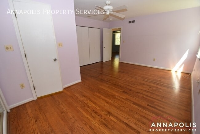 Building Photo - 378 Harwin Dr