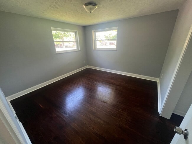 Building Photo - 1179 Linda Ln