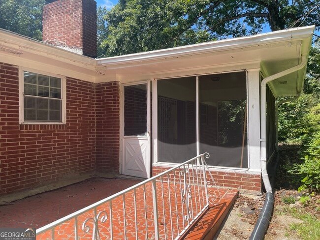 Building Photo - 3027 Collier Dr NW