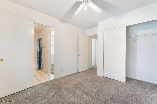 Building Photo - 7290 Victoria Oak Ct