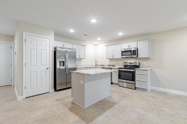 Building Photo - 305 Breckinridge Cir