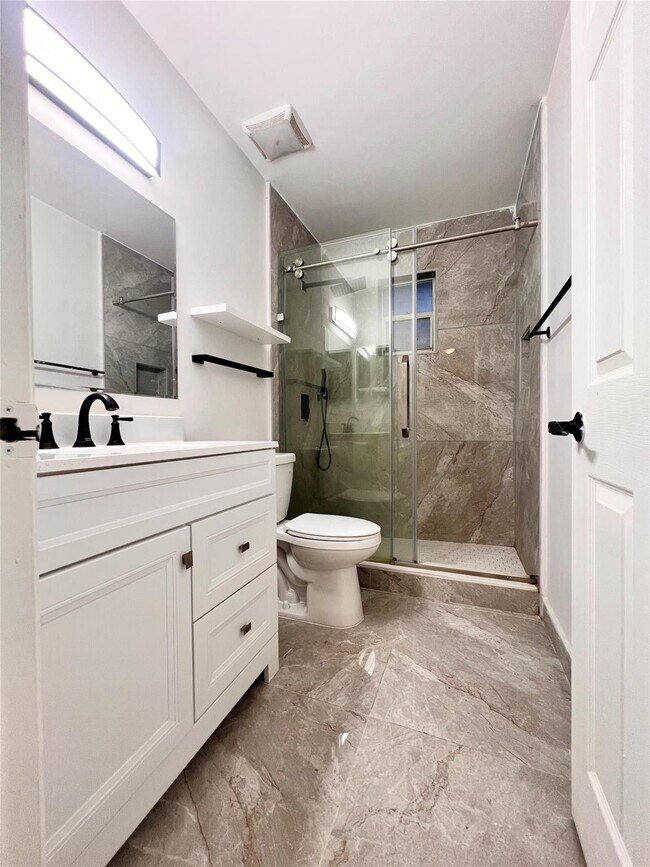 Building Photo - 12269 Royal Palm Blvd