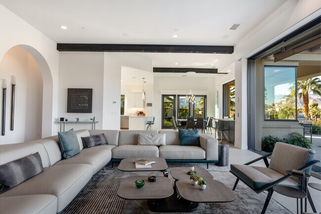 Building Photo - 75642 Via Livorno