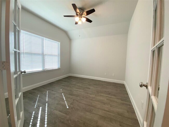 Building Photo - 3821 Bennett Trail