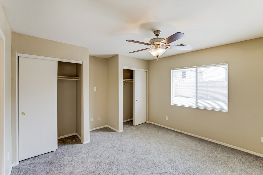 Building Photo - 1105 S 225th Ave