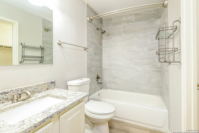 Building Photo - 9879 Highland Creek