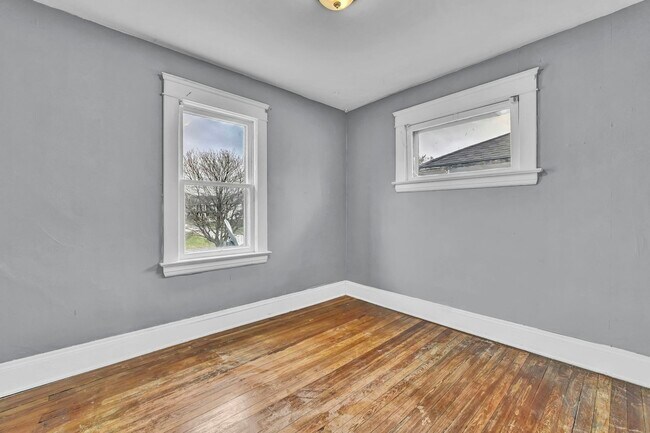 Building Photo - 1486 E 134th St