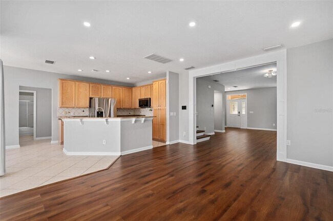 Building Photo - 1555 Harrier Dr
