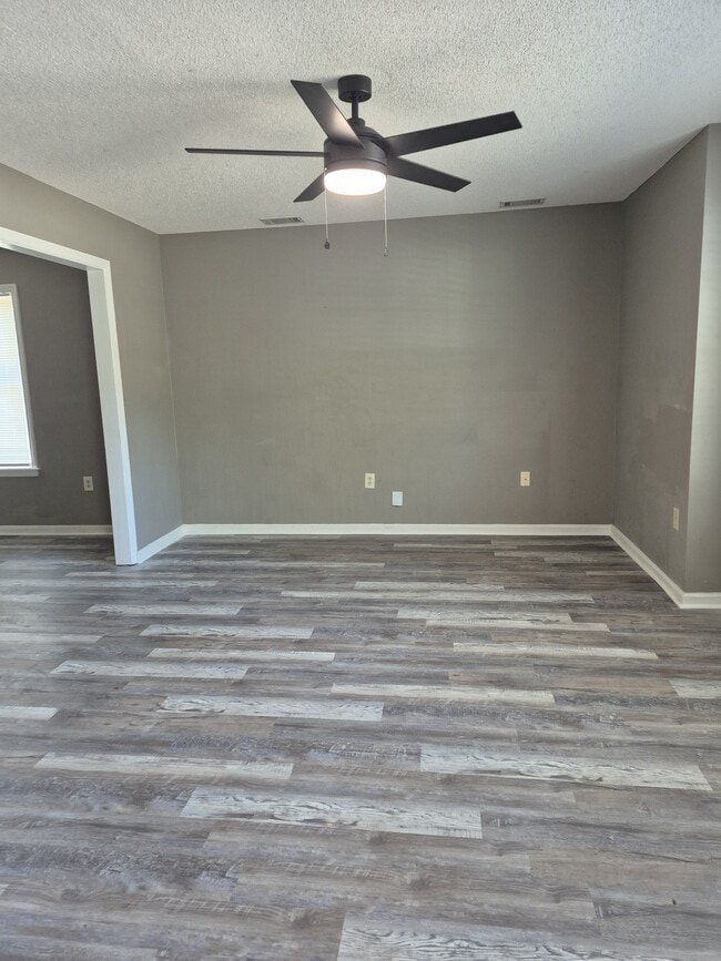 Building Photo - 1778 Almond Tree Pl