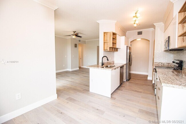 Building Photo - 9021 SW 94th St