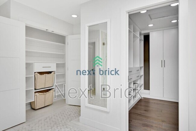 Building Photo - 1413 233rd Ave NE