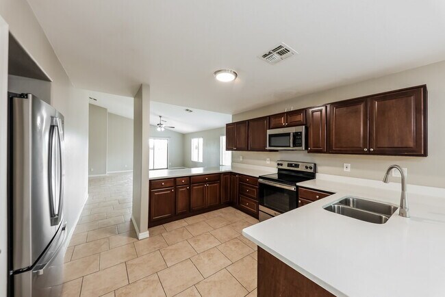 Building Photo - 14051 W Two Guns Trail