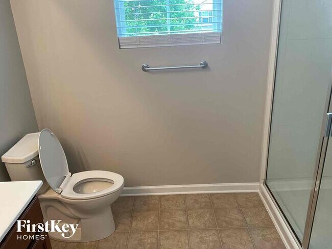 Building Photo - 10118 Green Grass Rd