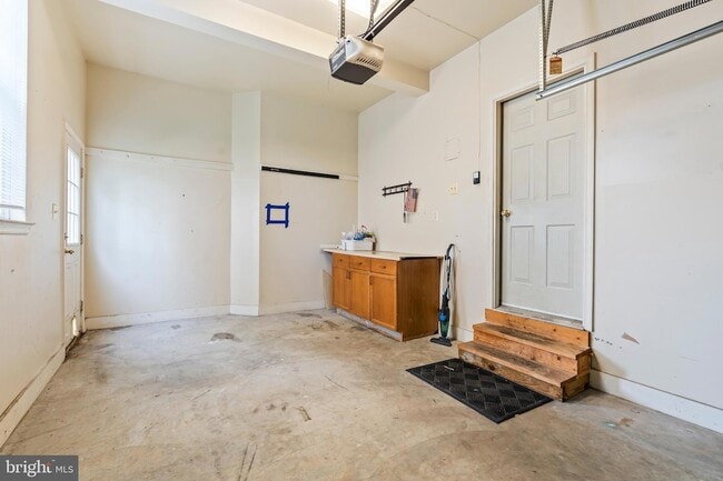 Building Photo - 9343 Morning Walk Dr