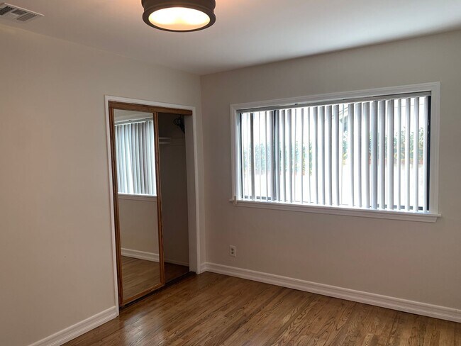 Building Photo - Rare opportunity! 2 Properties Available f...