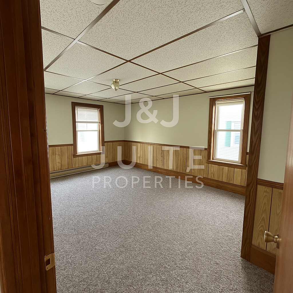Building Photo - 331 N Vine St