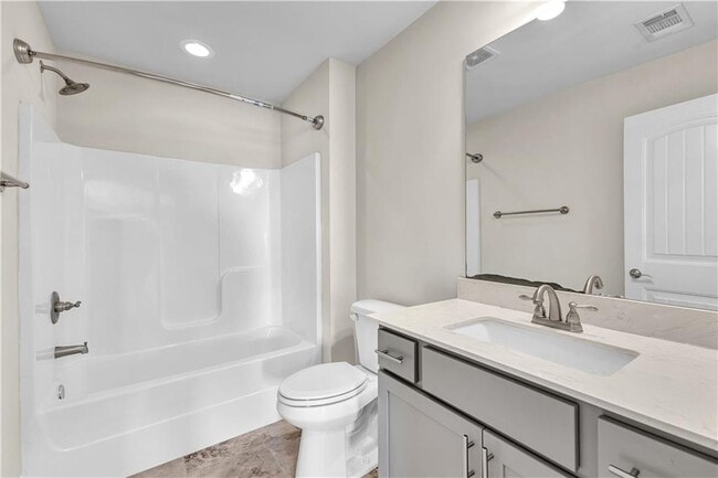 Building Photo - 212 Blue Point Pkwy