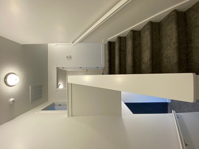 Building Photo - 2035 N 350 E