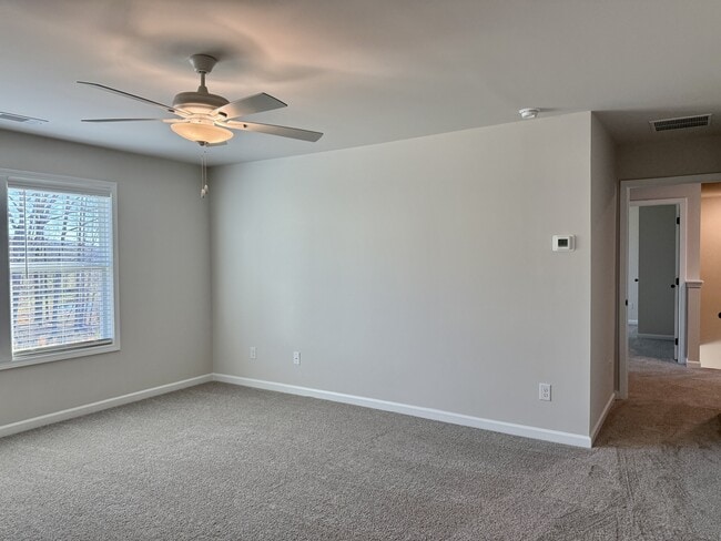 Building Photo - 401 Fox Crk Dr