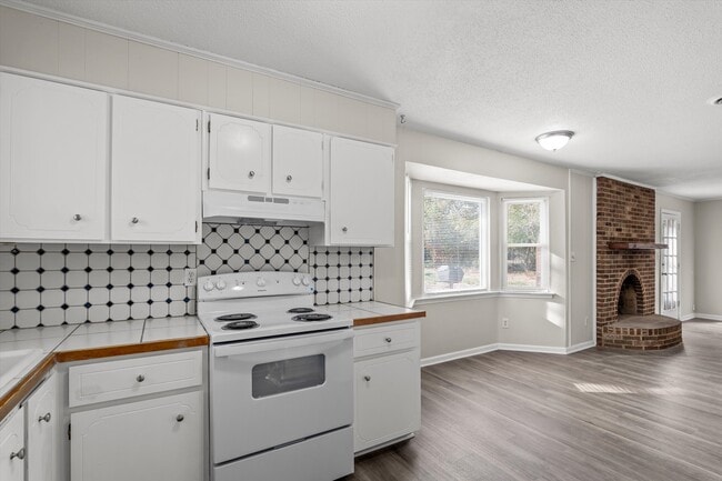 Building Photo - 119 Sunnywood Dr