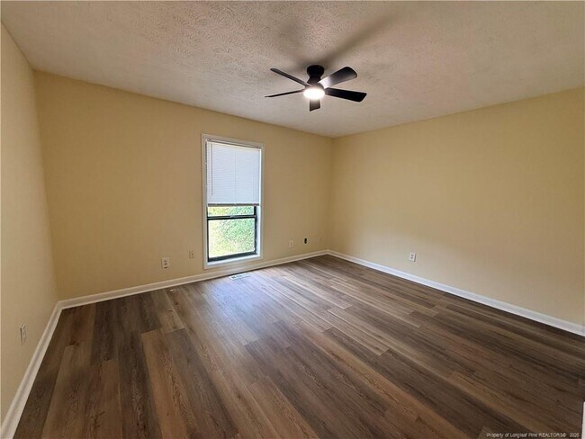 Building Photo - 1422 Tangora Ln