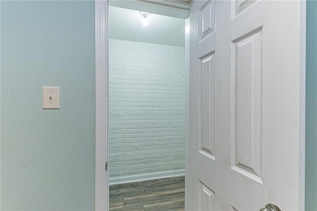 Building Photo - 3873 Princess Ct