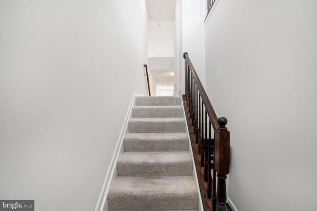 Building Photo - 7872 River Rock Way
