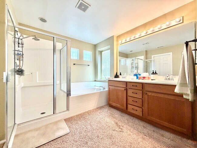 Building Photo - Spacious 4 Bedroom Canyon Hills Retreat with Private Balcony