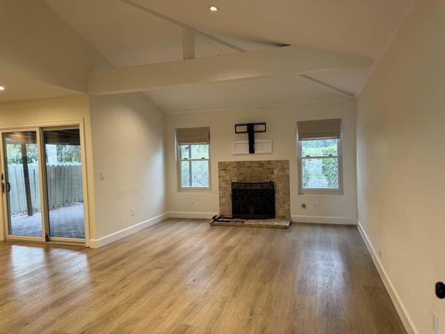 Building Photo - 2471 Nielsen St