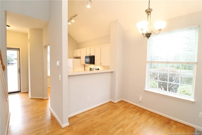 Building Photo - 3013 Silky Dogwood Trail