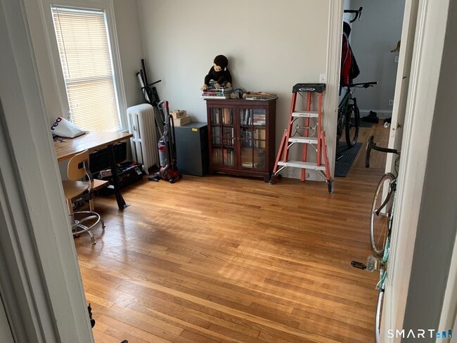 Building Photo - 209 Willard St