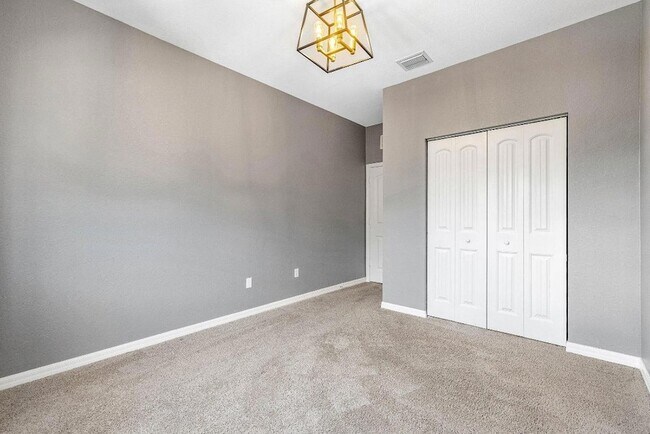 Building Photo - 1198 Paisley Ct