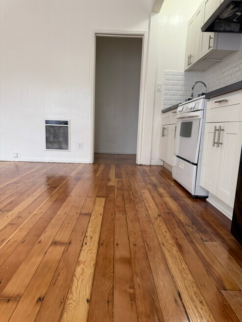 Building Photo - 1781 Orchid Ave