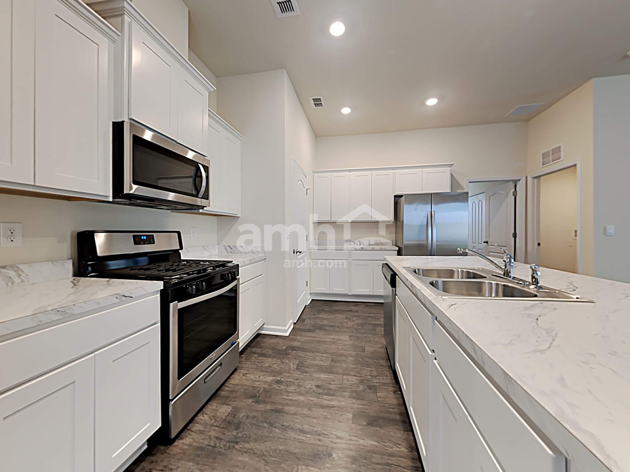 Building Photo - 298 Caminha Rd