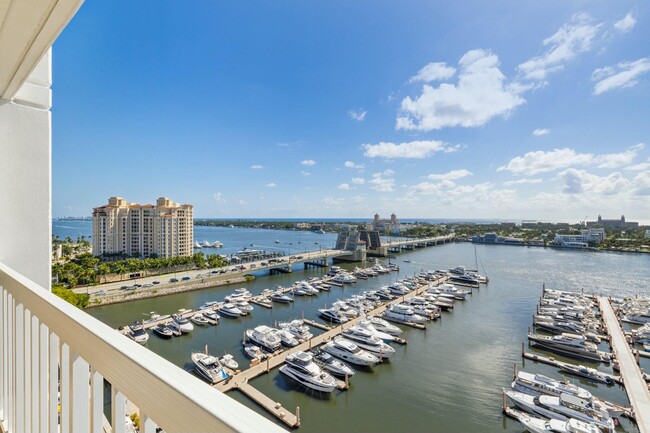 Building Photo - 400 N Flagler Dr