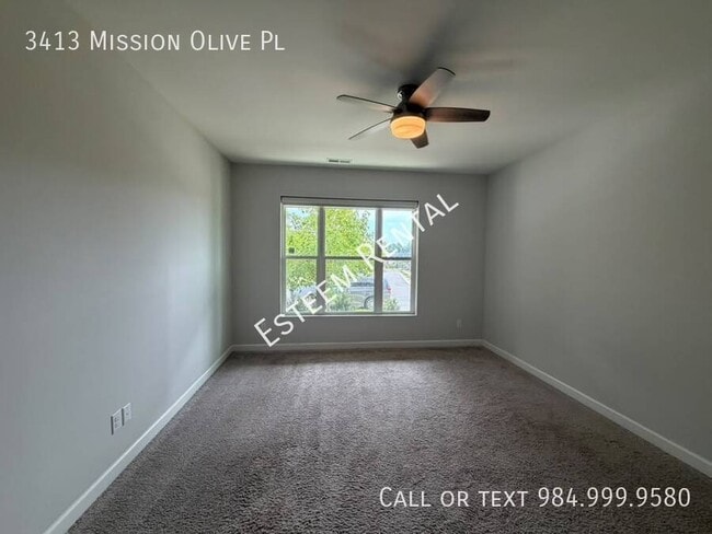 Building Photo - 3413 Mission Olive Pl