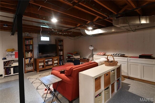 Building Photo - 342 Greenleaf Dr