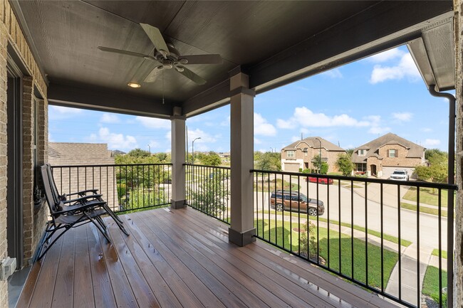 Building Photo - 6207 Rosehill Harvest Loop