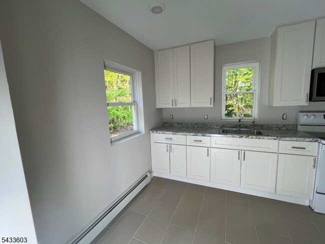 Building Photo - 707 NJ-23