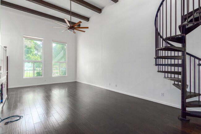 Building Photo - 7632 E Minnezona Ave