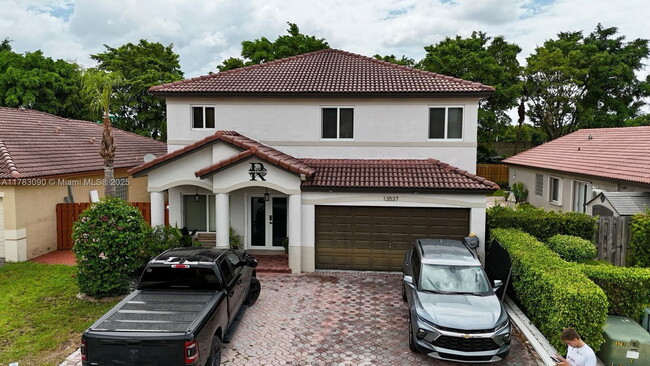 Primary Photo - 13537 SW 118th Path